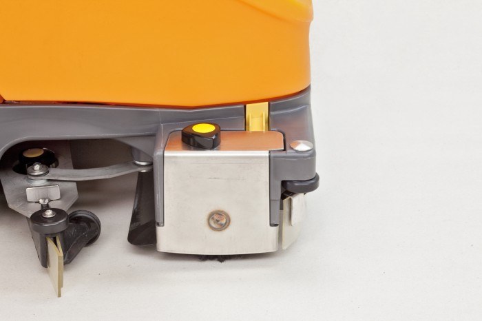 7518528 TASKI swingo 350 E Ультракомпактная батарейная и кабельная поломоечная машина