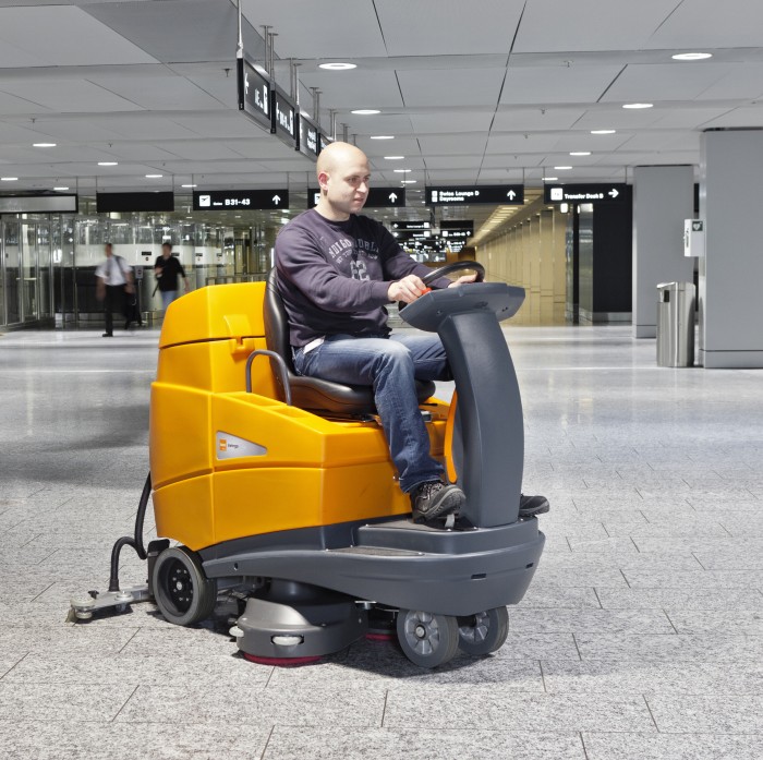 7518373 TASKI swingo 5000 Большая батарейная поломоечная машина с местом для оператора