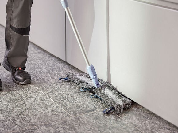 171623 Моп Сингл р-МикроТек Свеп Про Vileda Professional, 35 см, 4-цветная кодировка