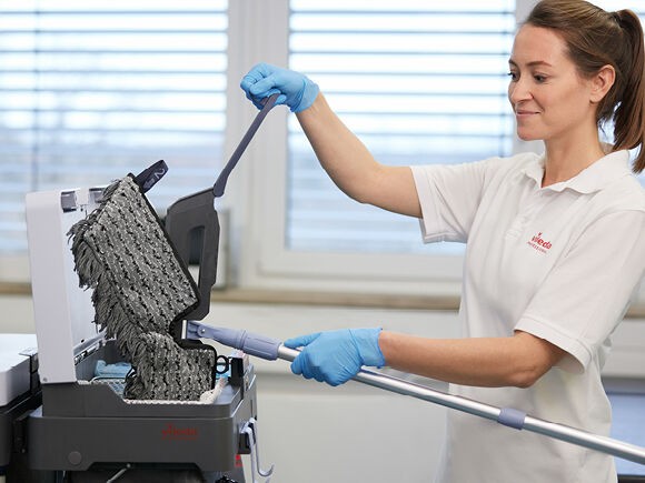 171424 Моп Дуо р-МикроКомби Свеп Про Vileda Professional, 85 см, 4-цветная кодировка