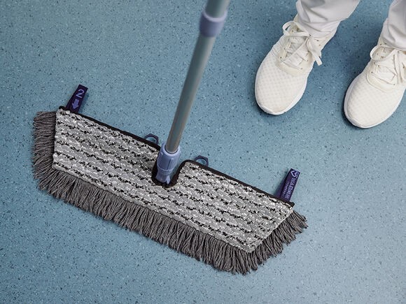 171424 Моп Дуо р-МикроКомби Свеп Про Vileda Professional, 85 см, 4-цветная кодировка