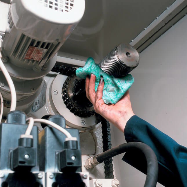 7772 Влажные нетканые салфетки WypAll Cleaning Wipes, 1 туб. х 50 л, 27 × 27 см, 34,6 г/м²